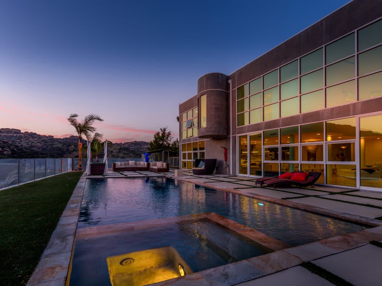 19 Wrangler Ln