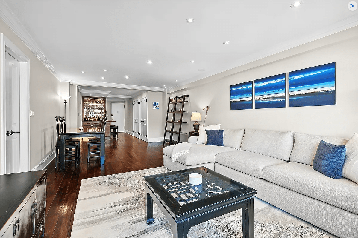 40 East 9th Street #6M