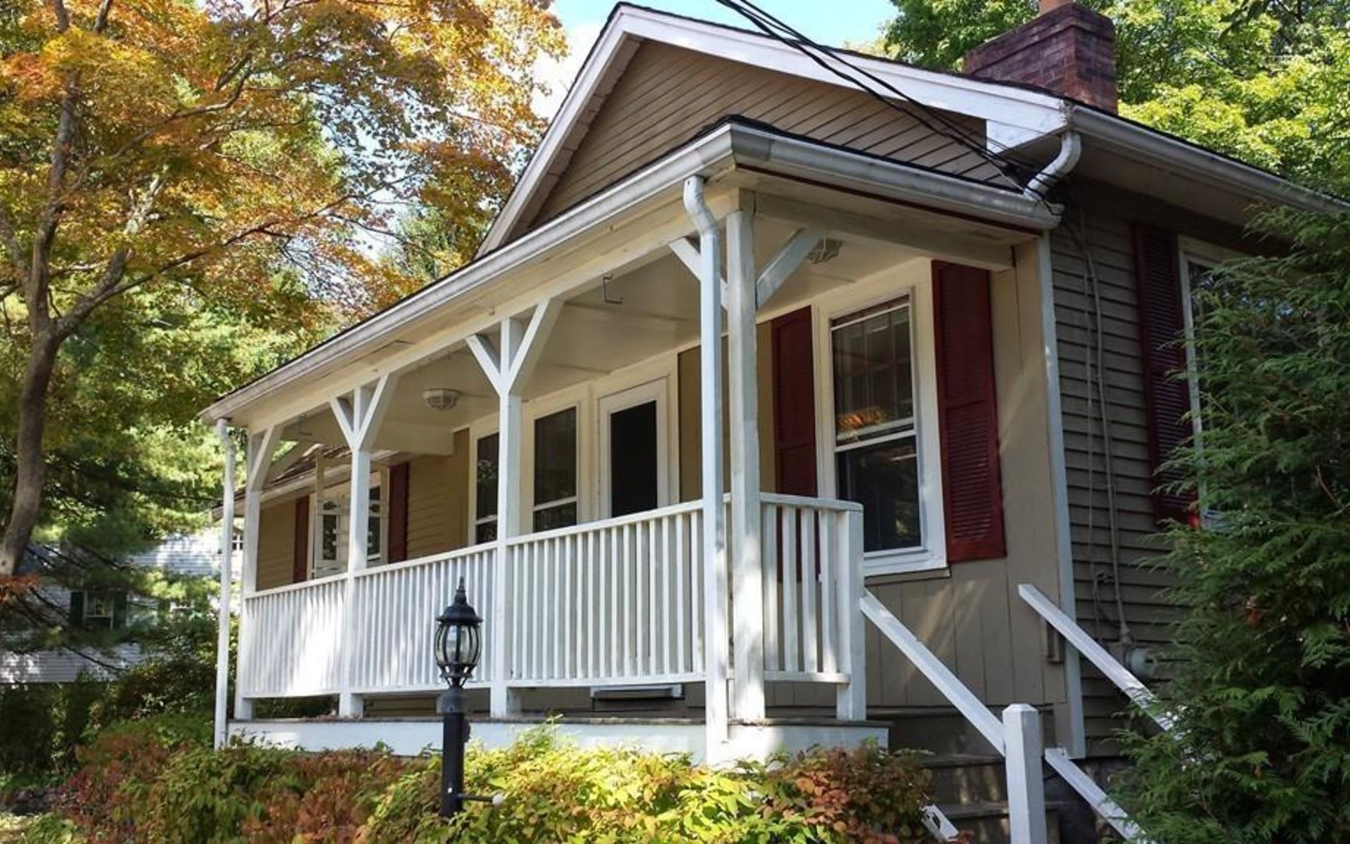 242 Pond Street