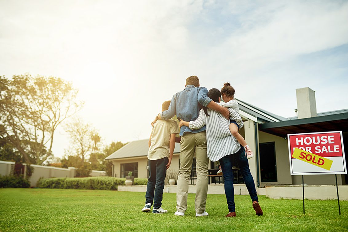 Capitalize On The Spring Market: Top Reasons To Sell Before Summer
