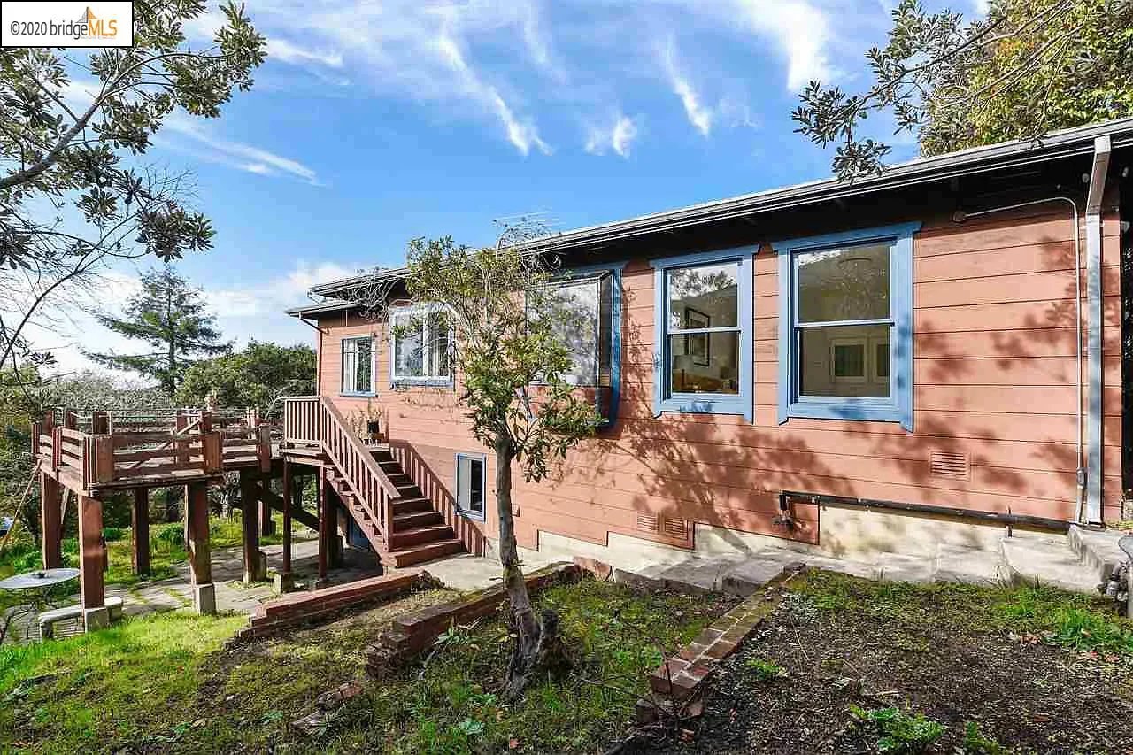 75 Whitaker Ave