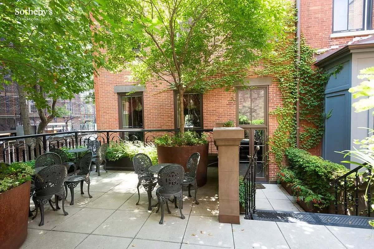 77 Columbia Heights 