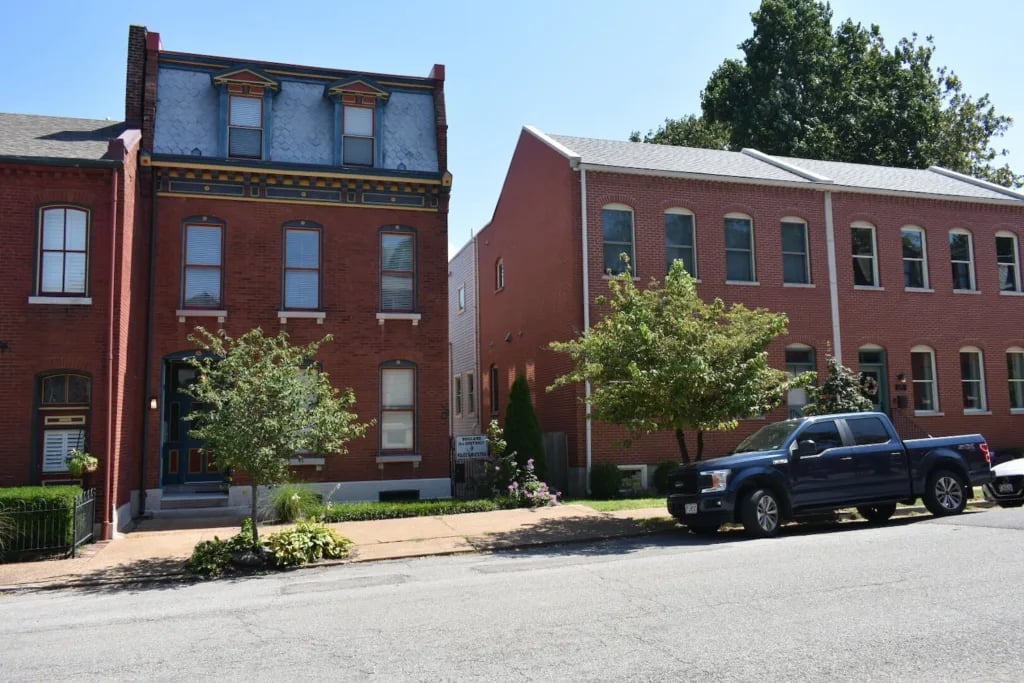 New Soulard police substation raises questions from residents
