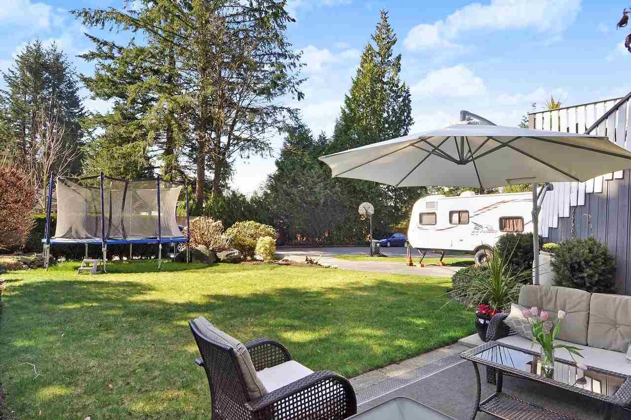 3182 Strathaven Ln