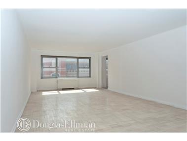 650 Park Avenue Unit: 8F