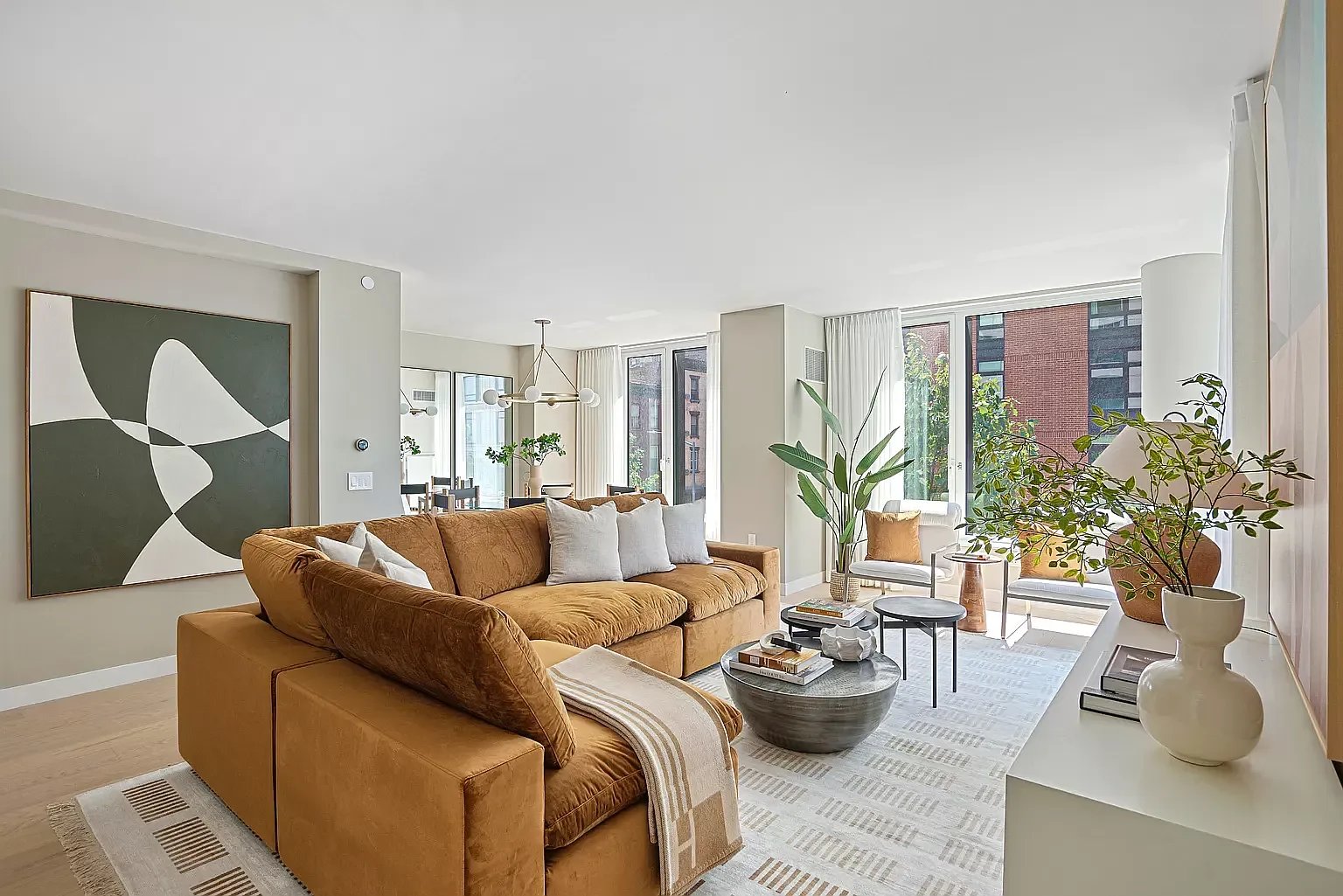 450 Washington St Apt 220