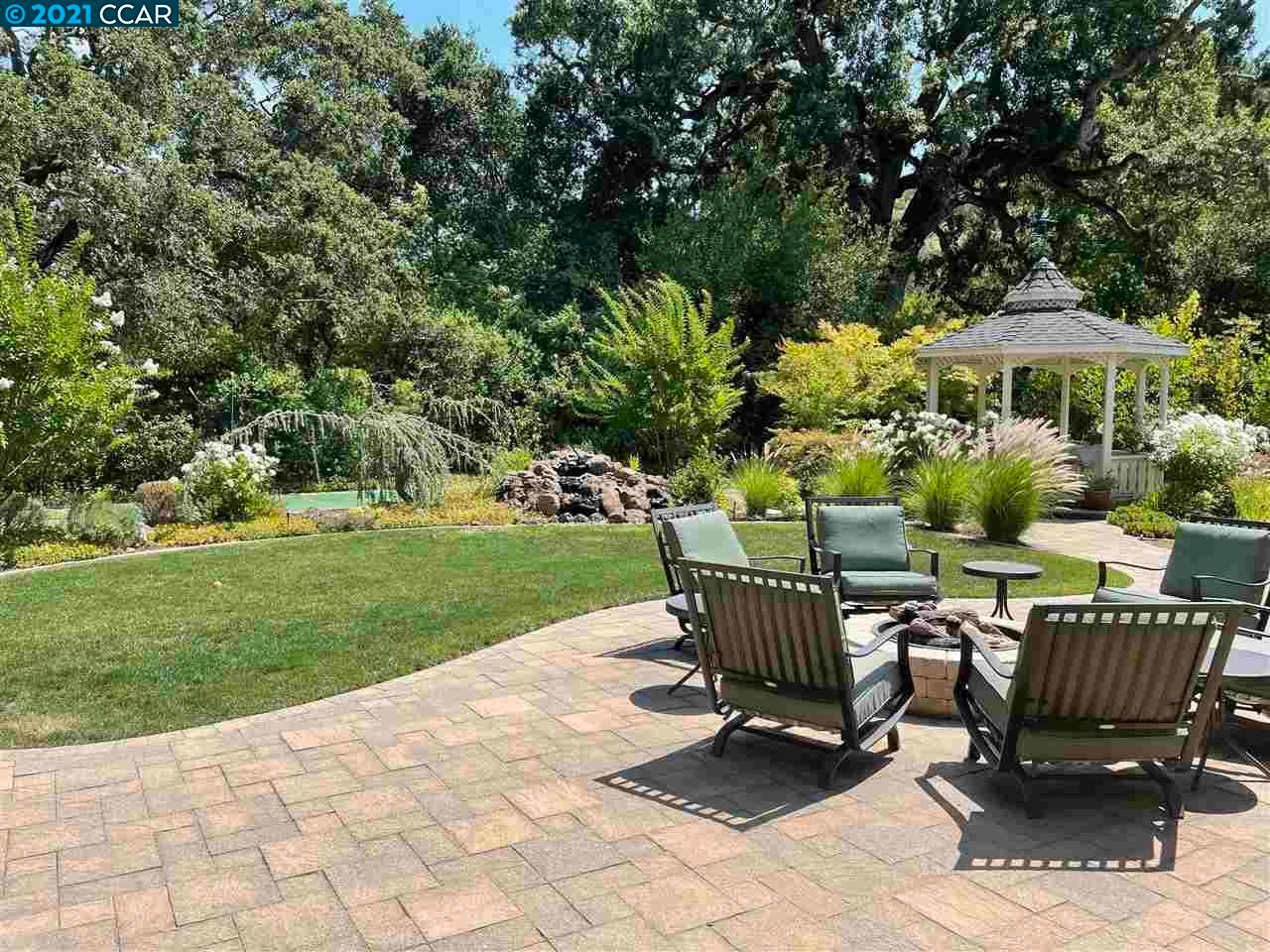 271 La Serena Ave