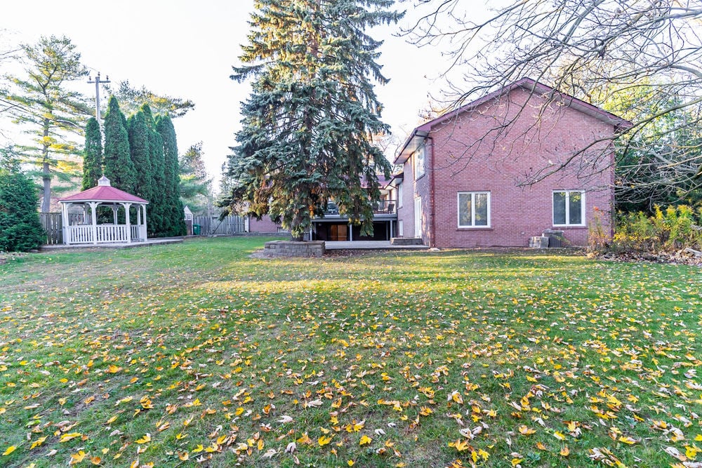 2150 Mississauga Road 