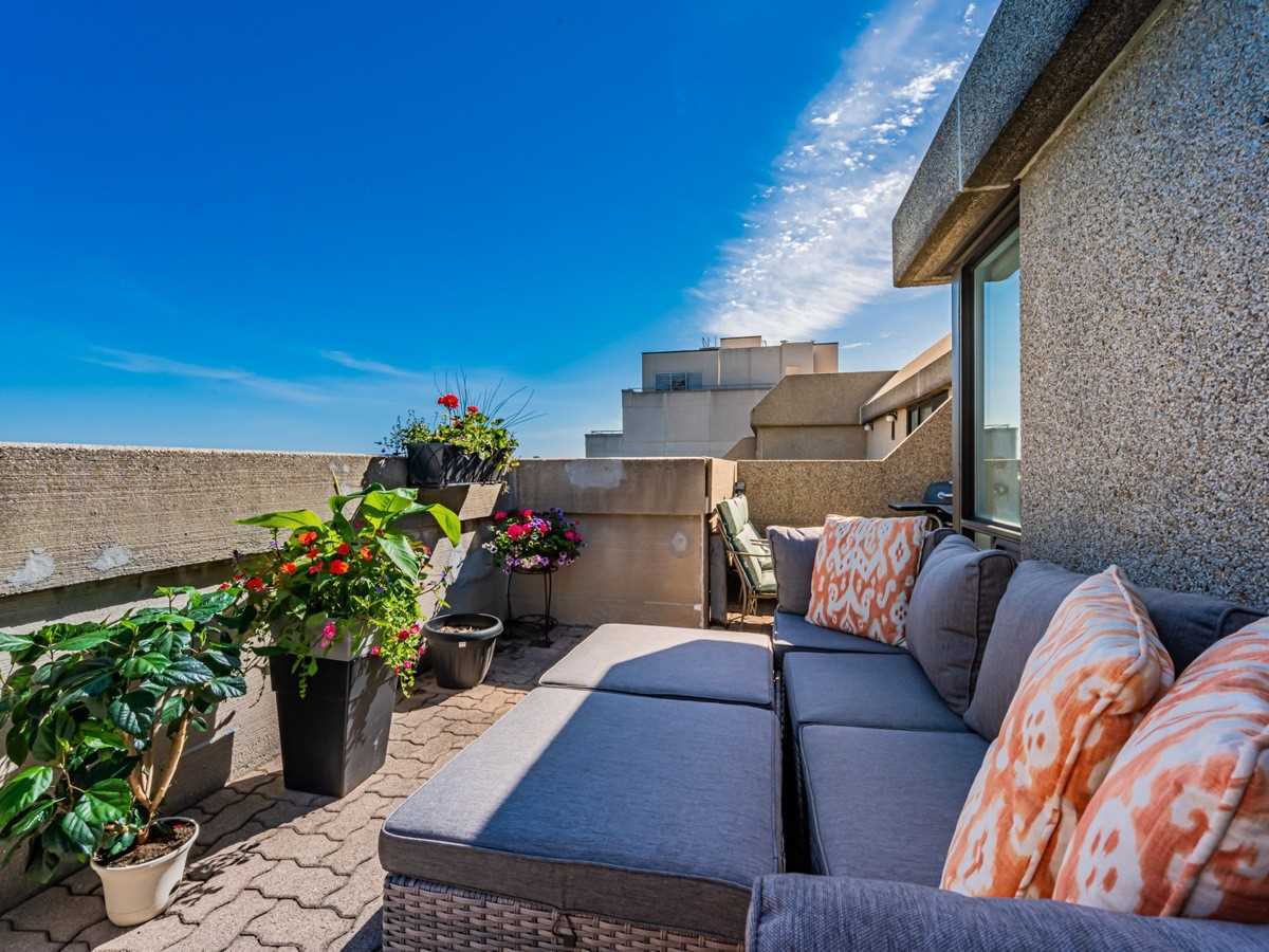360 BLOOR ST E PH 5