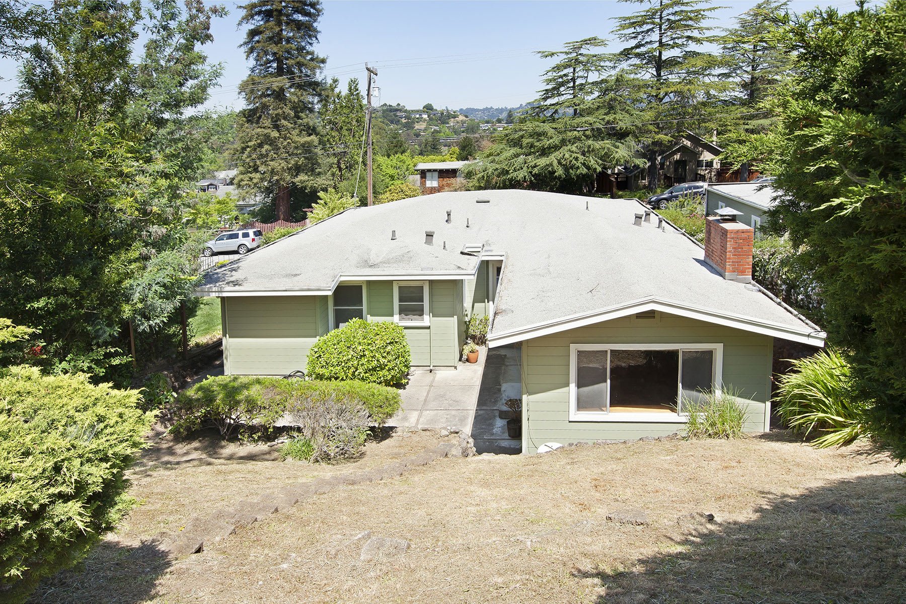 443 Oakdale Avenue