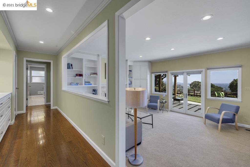 1863 Lakeview Ct