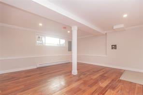 919 Selkirk Ave