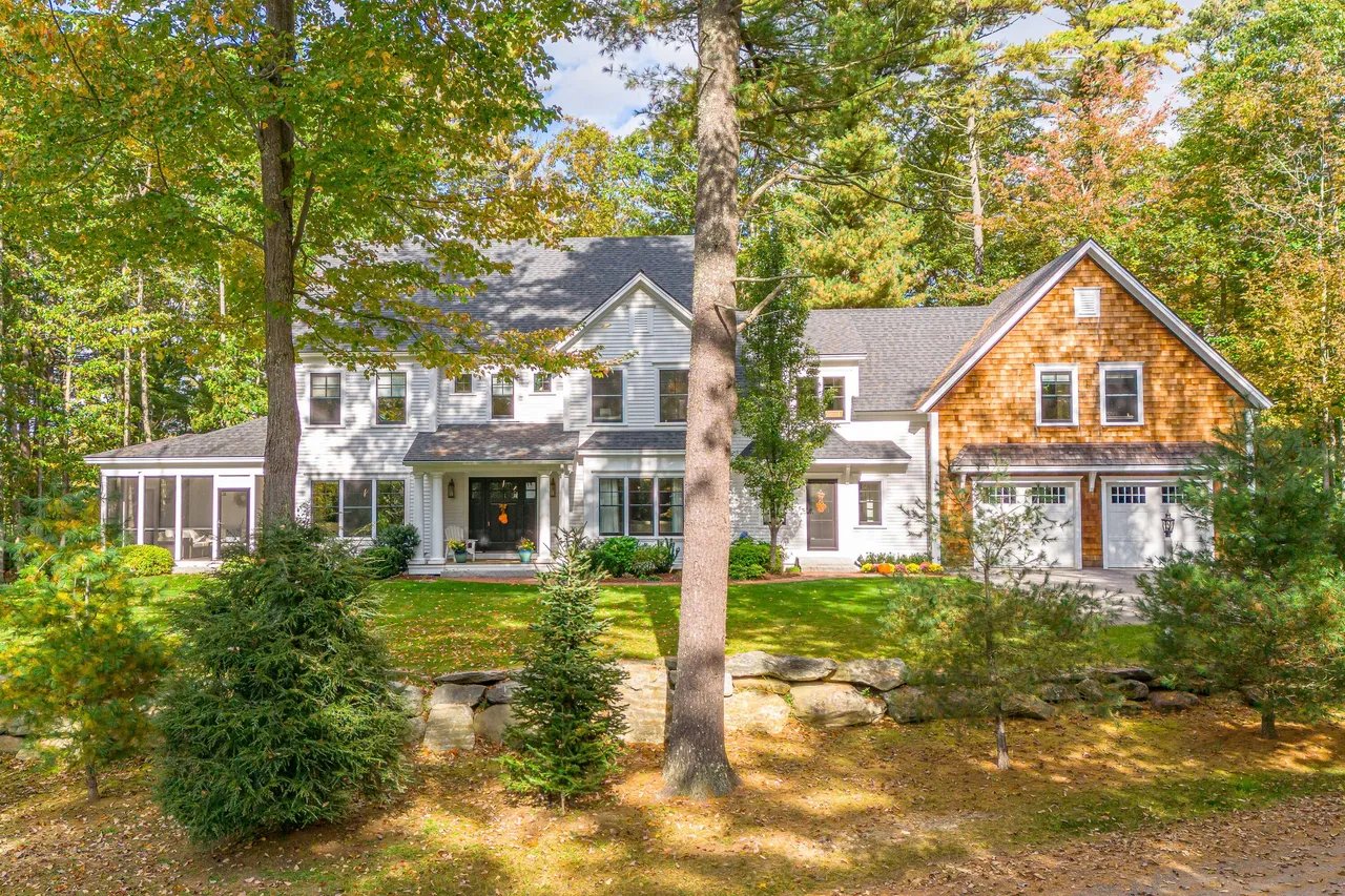 New Listing! 45 Blackberry Lane, Yarmouth, Maine – $2,095,000