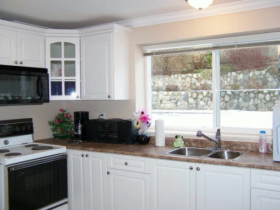 550 Granada Cres