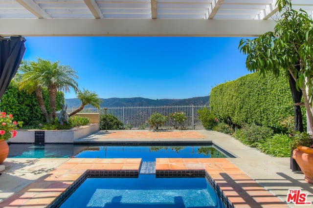 Oasis on Top of the World