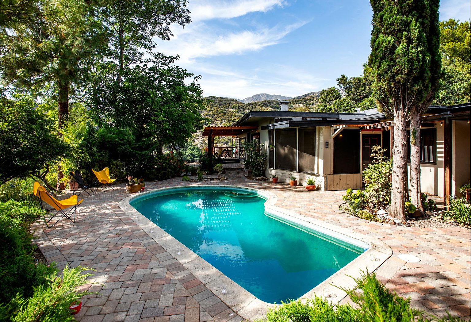 6211 Gyral Dr