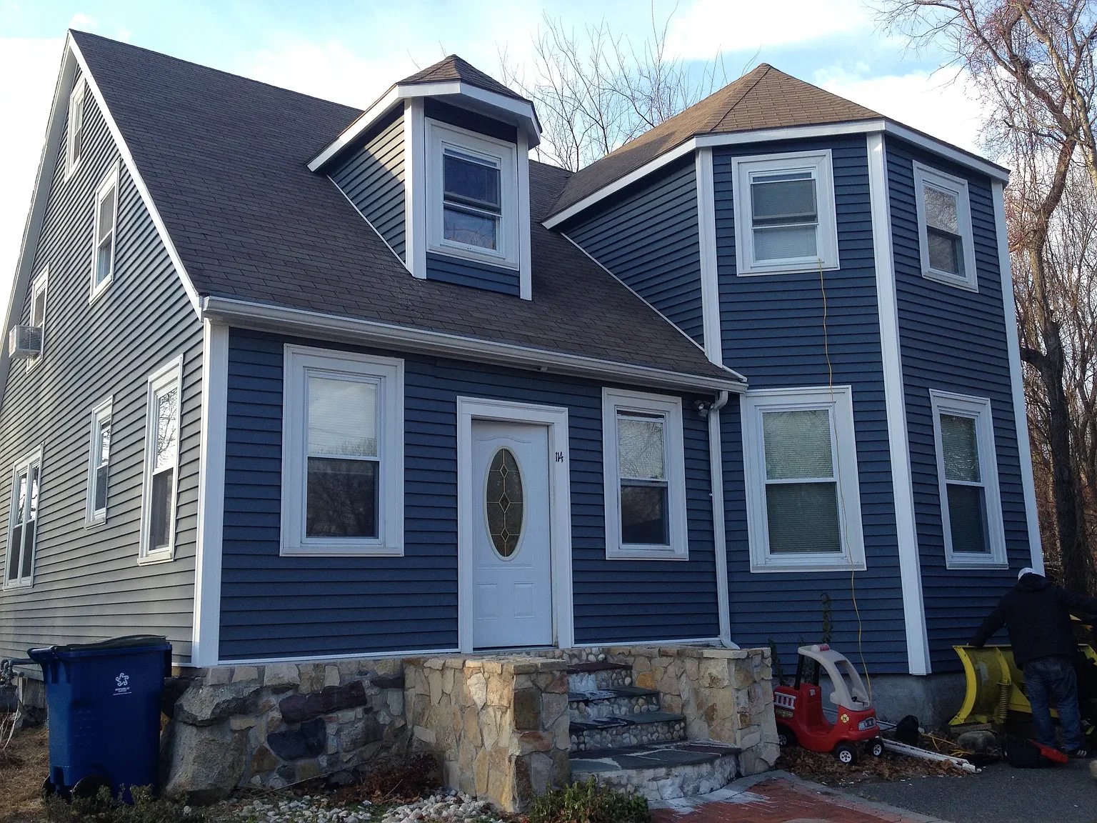 114 High St