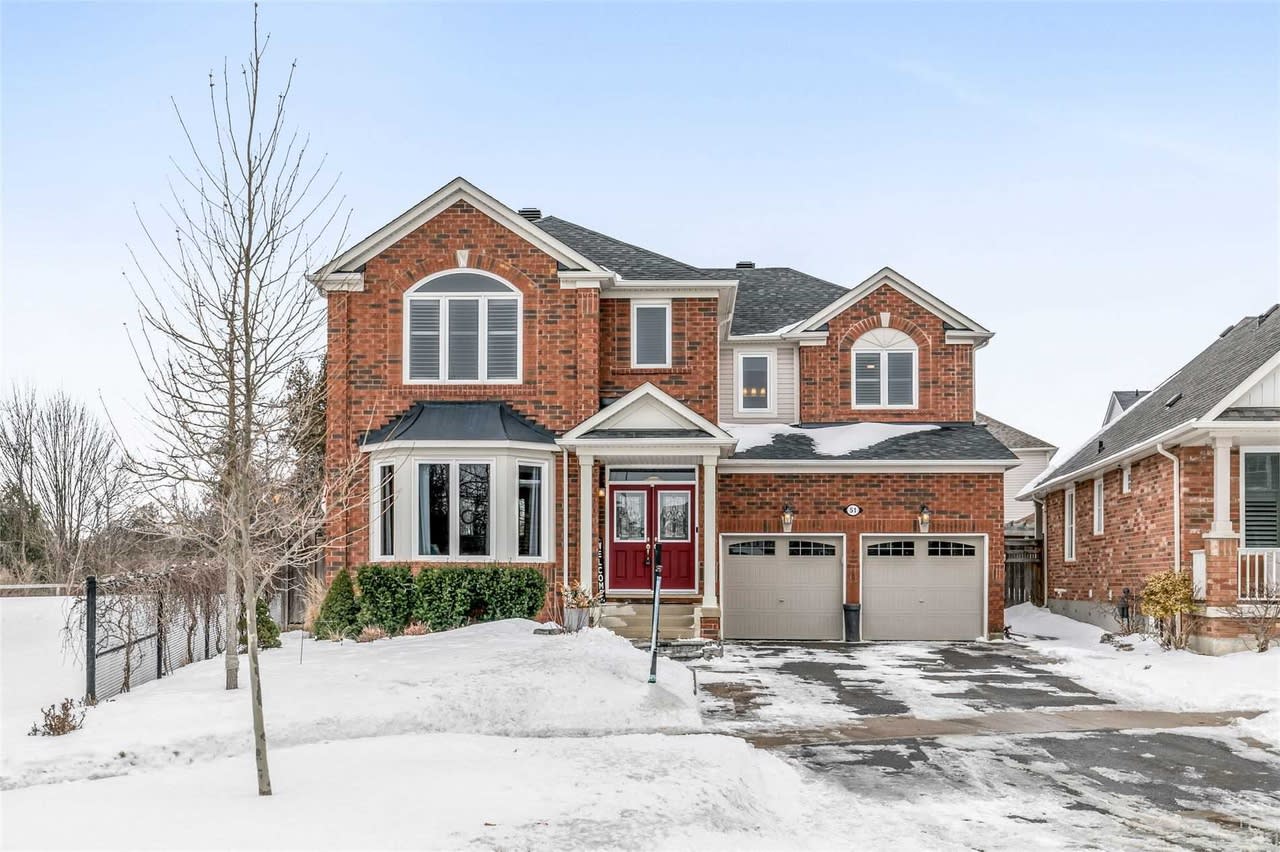 51 Kidd Cres