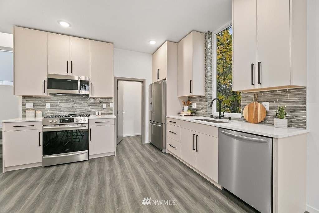 8012 16th Ave NW Unit #A, Seattle, WA 98117