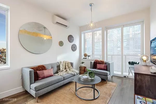 26 East 19th Street Unit: 2C