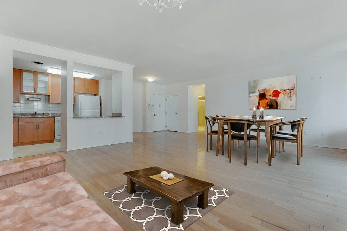 125 Oceana Drive East #5D