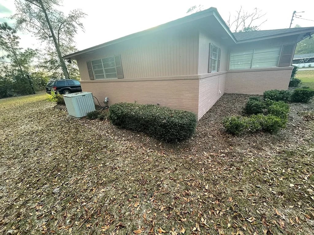62 W Odum St