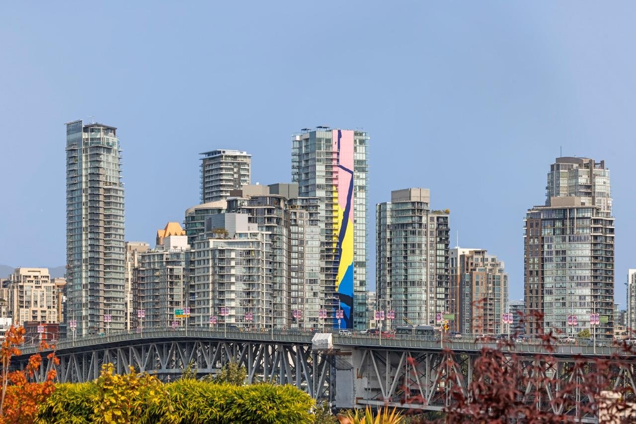 411-1630 W 1st Avenue, Vancouver