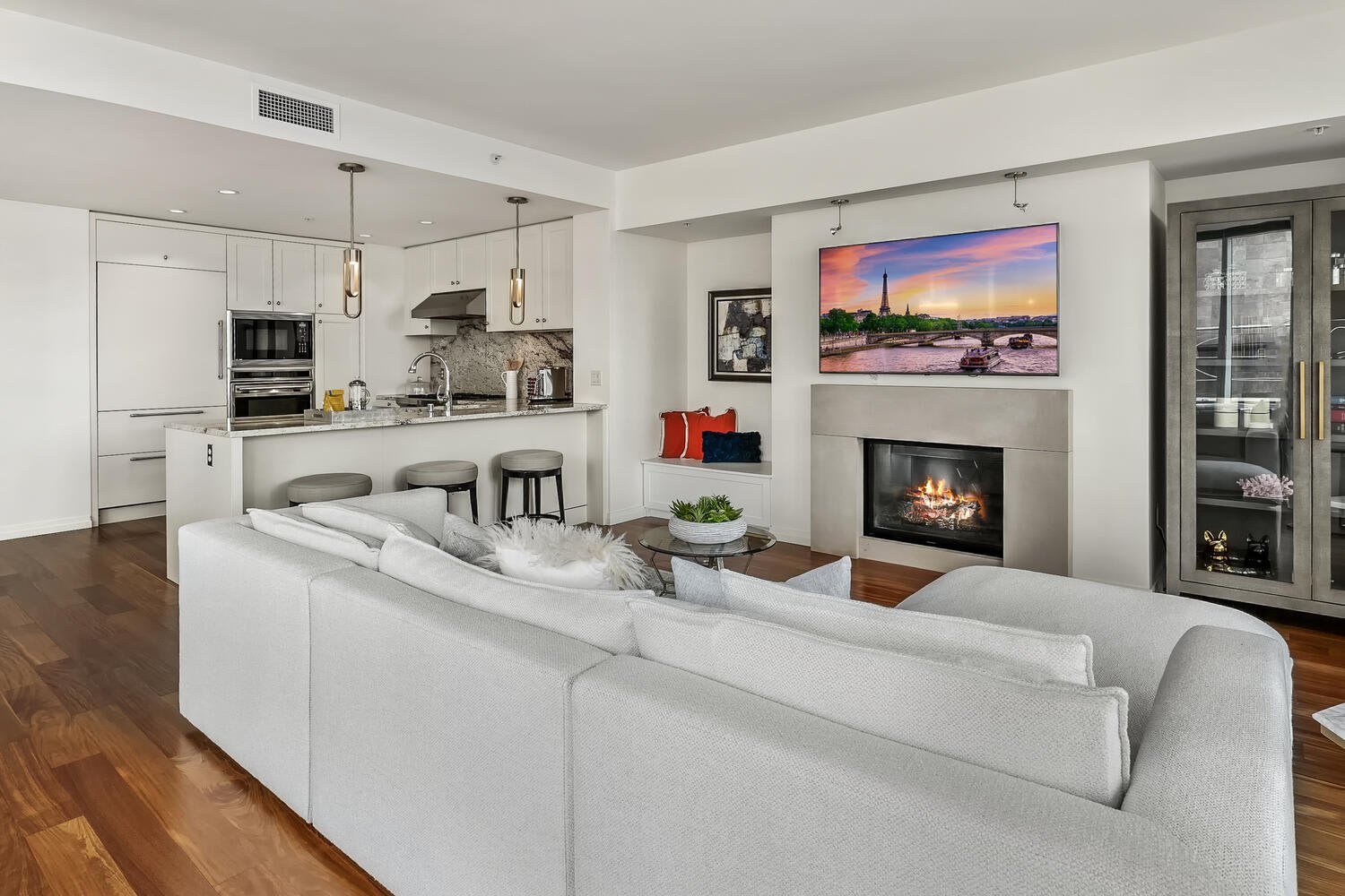 500 106th Avenue NE, Unit 601