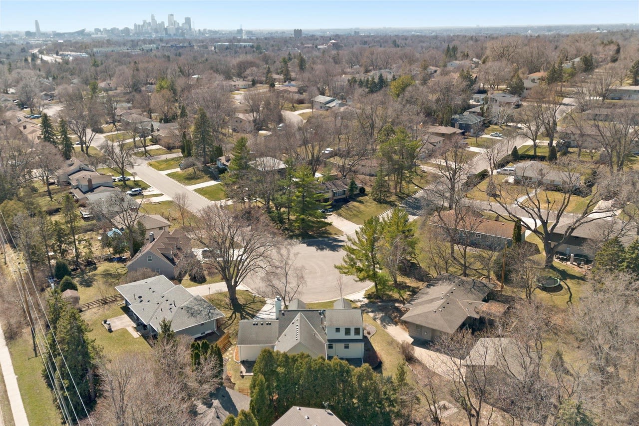 3125 Croft Dr