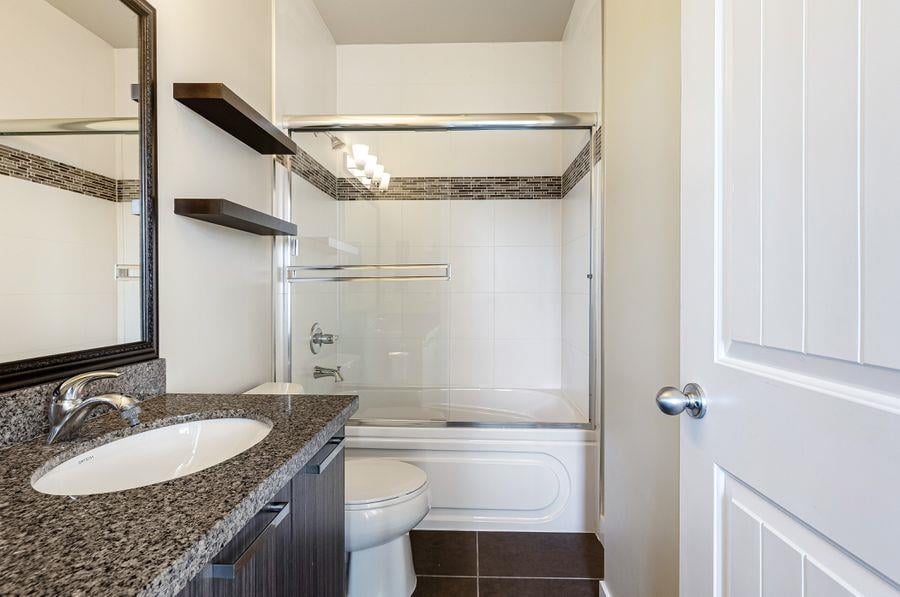 405-3255 Smith Ave