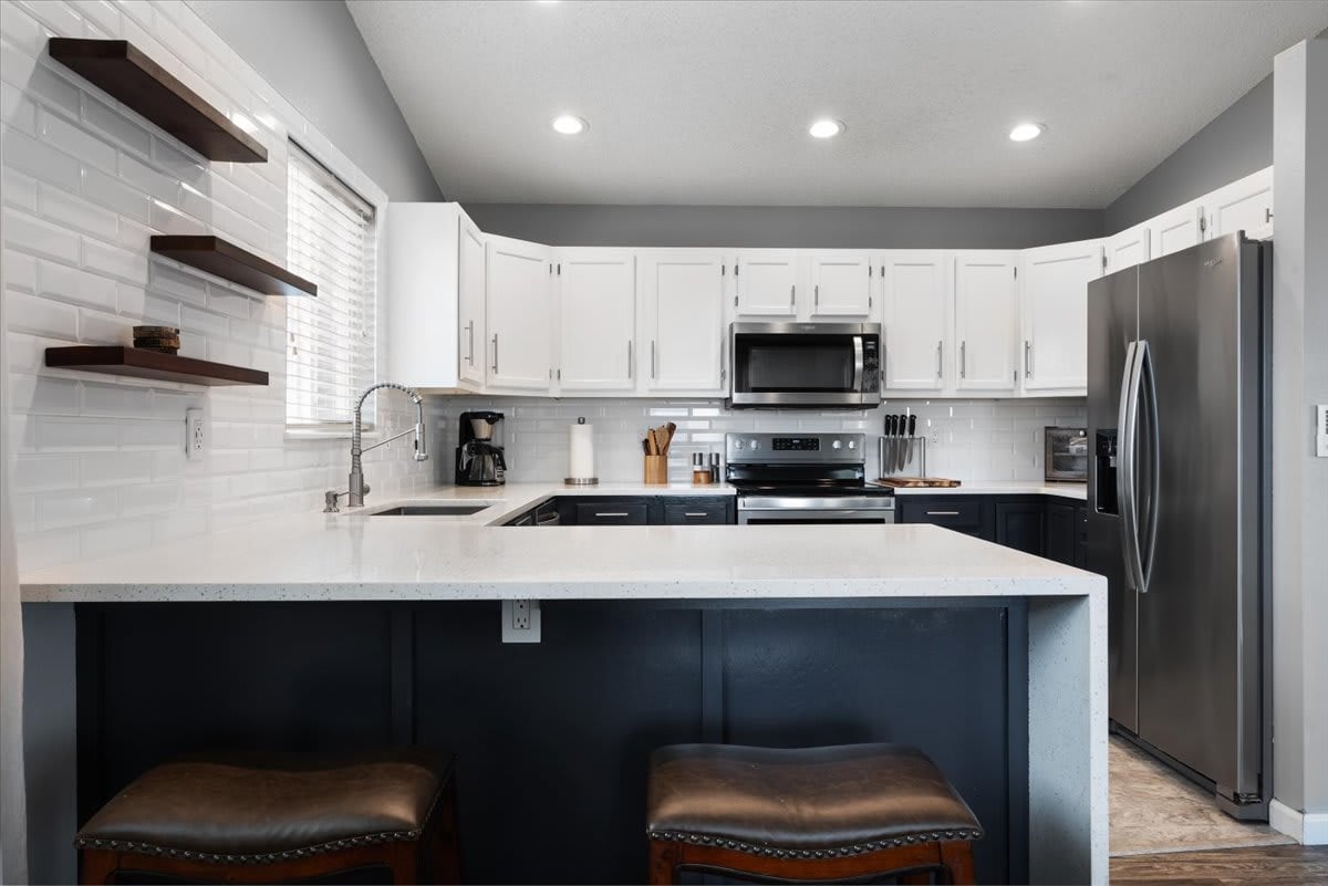 330 Hinks Court