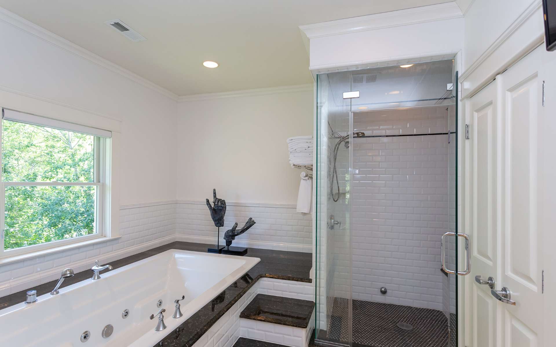 100 Arlen Park Dr