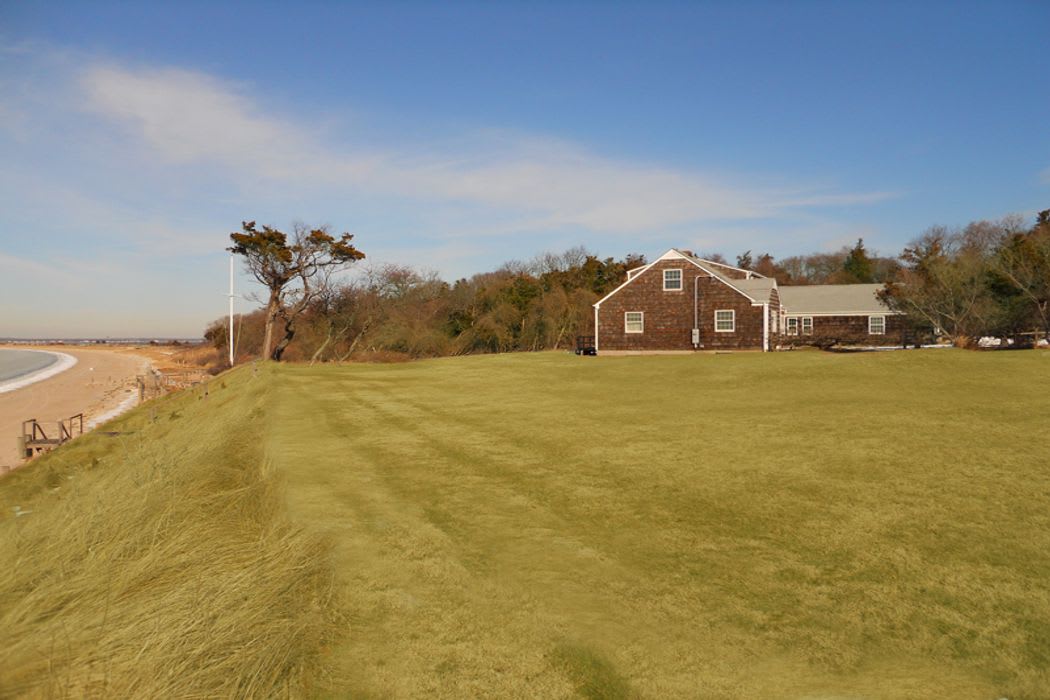 Spectacular Waterfront on Peconic Bay