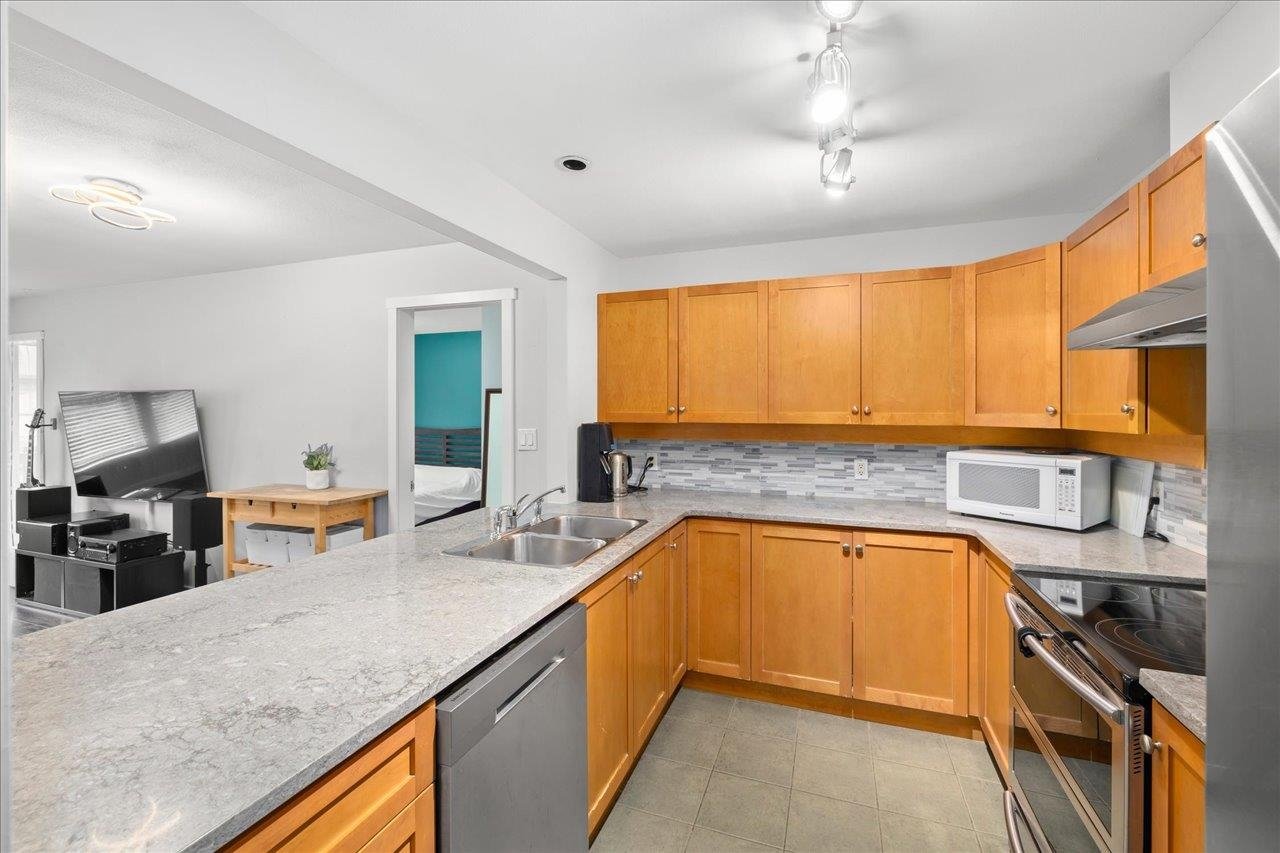 207-15 Smokey Smith Pl