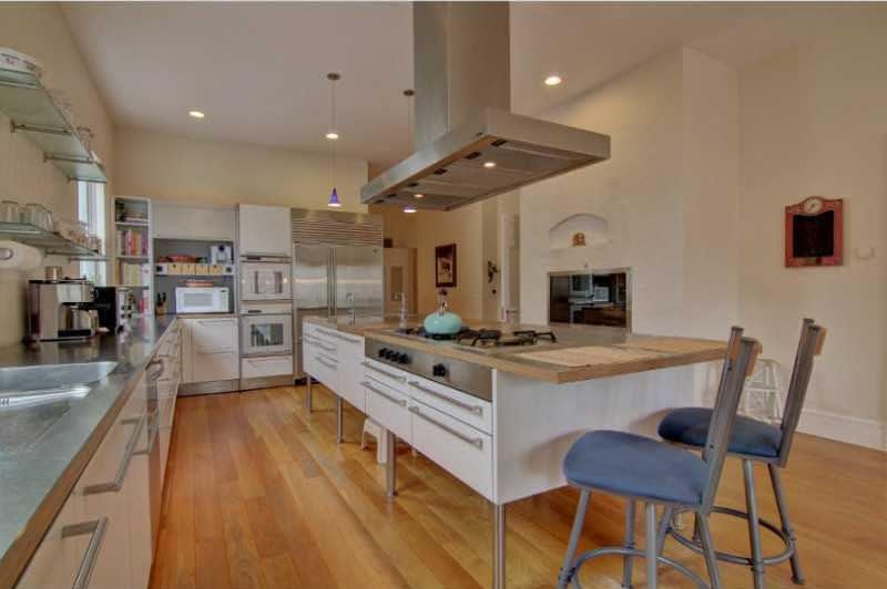 69 MANNING ST