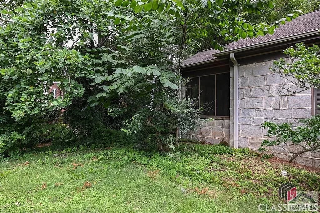 165 Catawba Ave