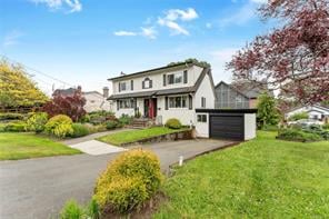 865 Kindersley Rd