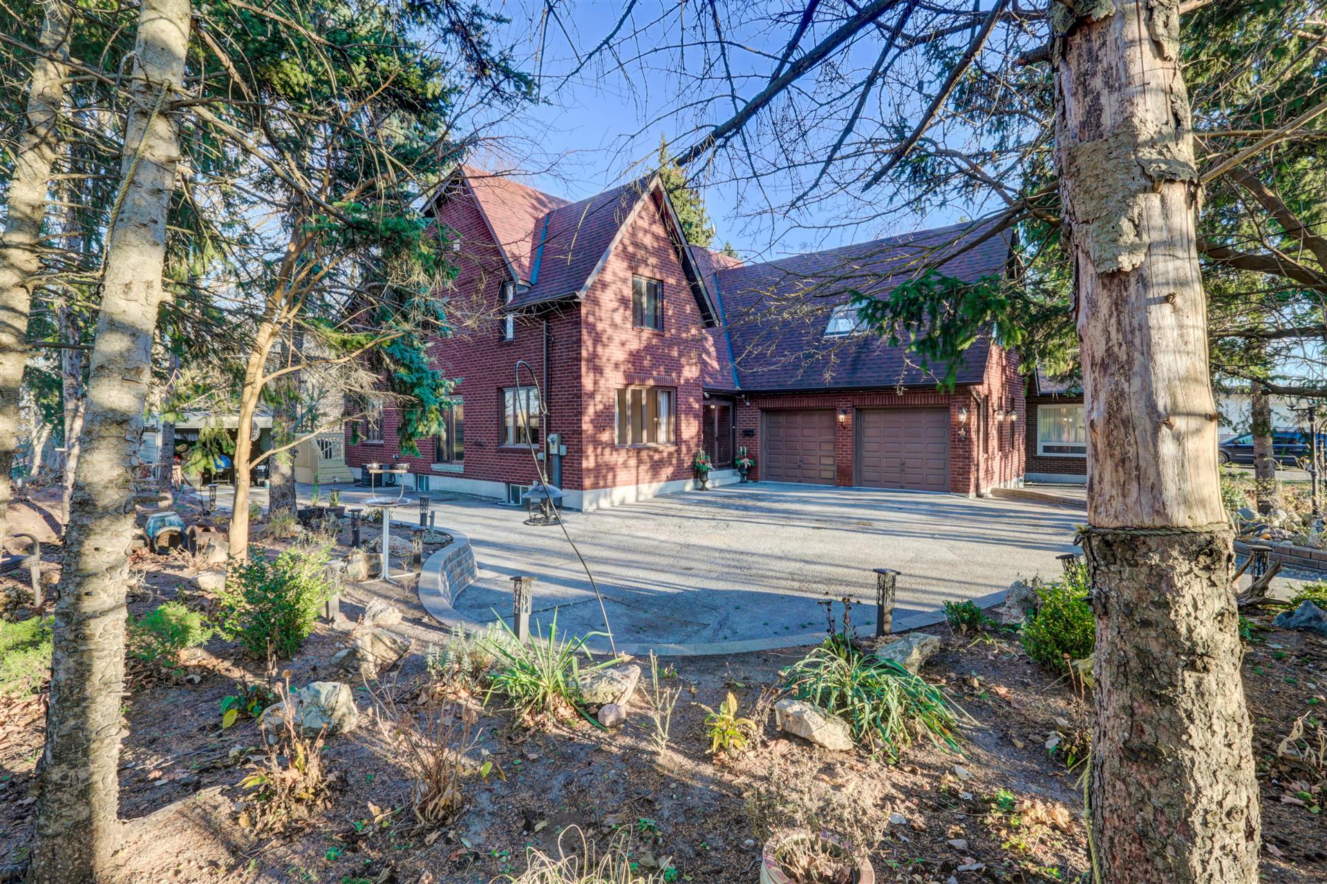 373 Morningside Ave