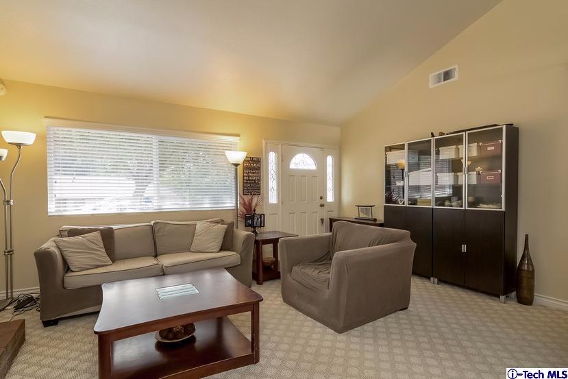 247 Crystal Ln