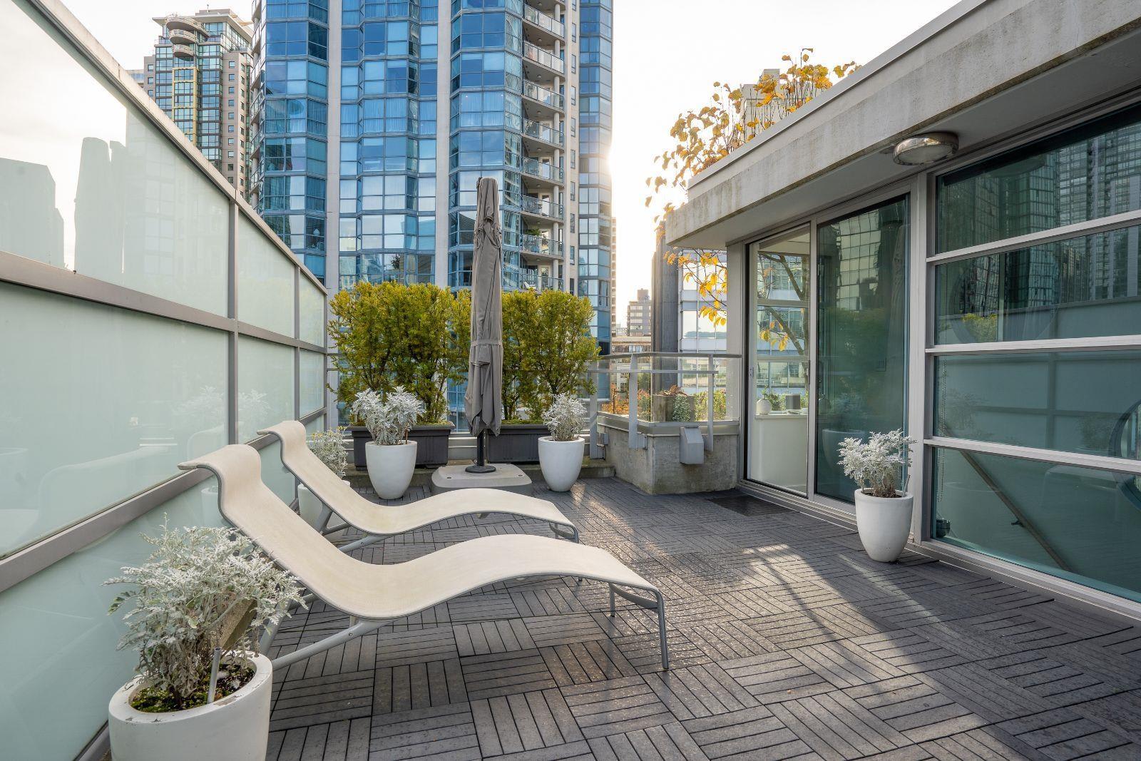 BURNABY LUXURY 