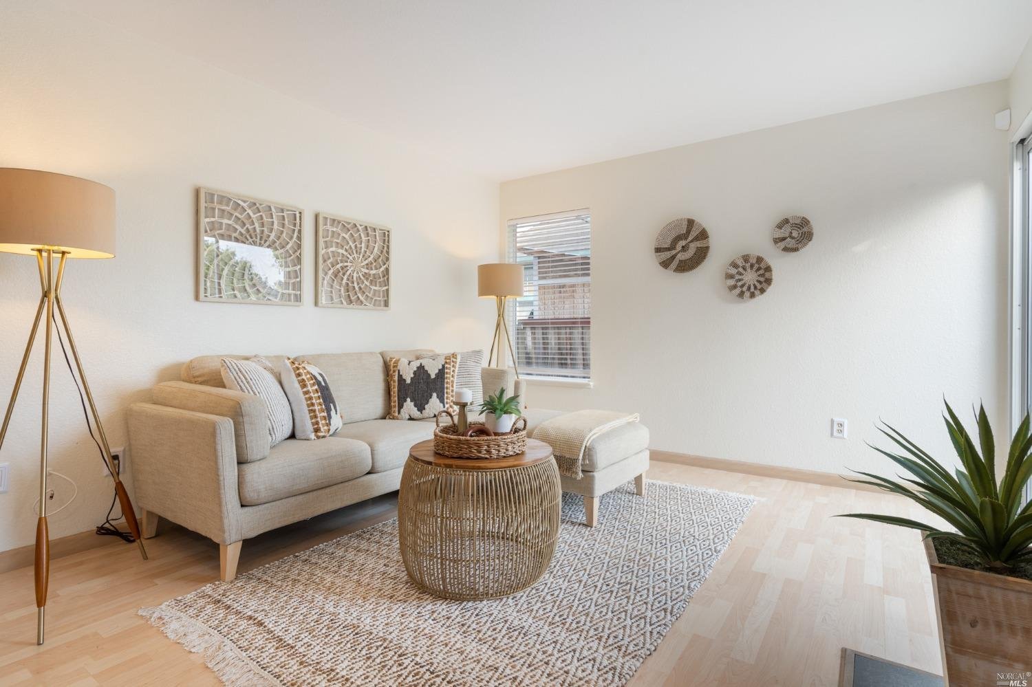 1710 Silverado Cir Petaluma CA 94954