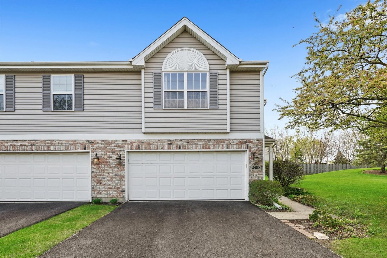 2493 Amber Ln