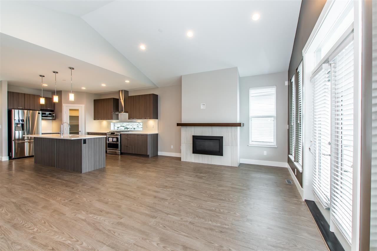 11-8295 Nixon Rd