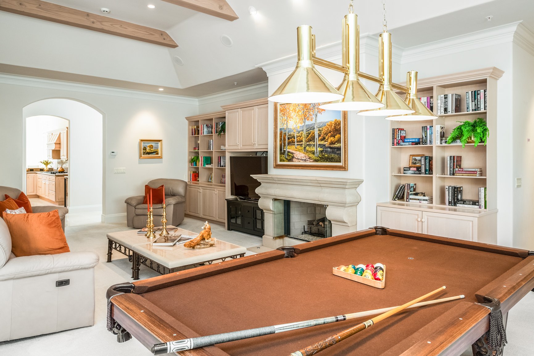 1255 Padre Ln