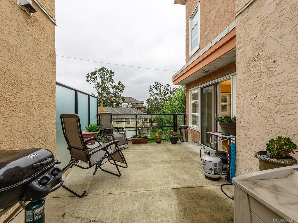 303-908 Brock Ave