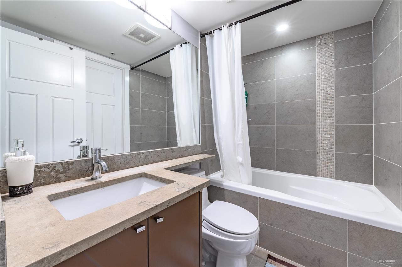 2704-2978 Glen Dr