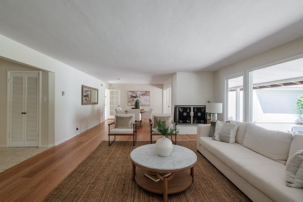 153 Toyon Rd
