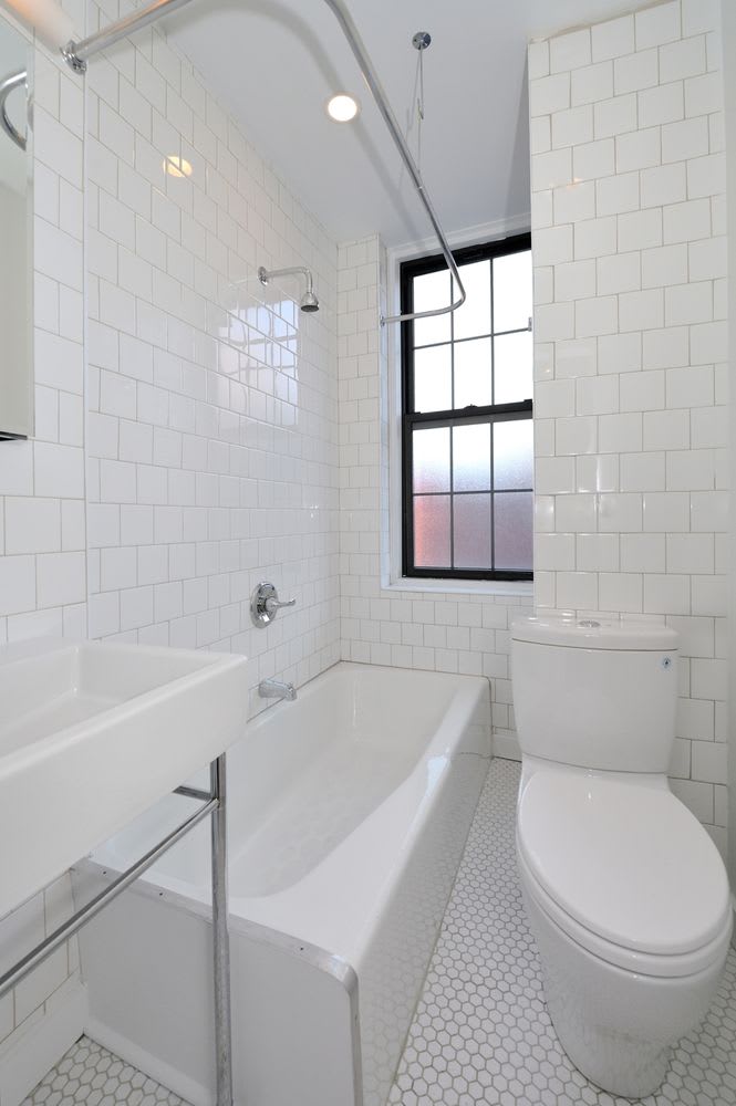300 W 12th St, #3I