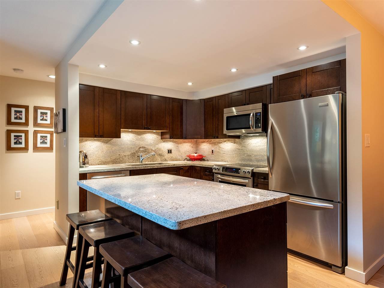 8-4636 Blackcomb Wy