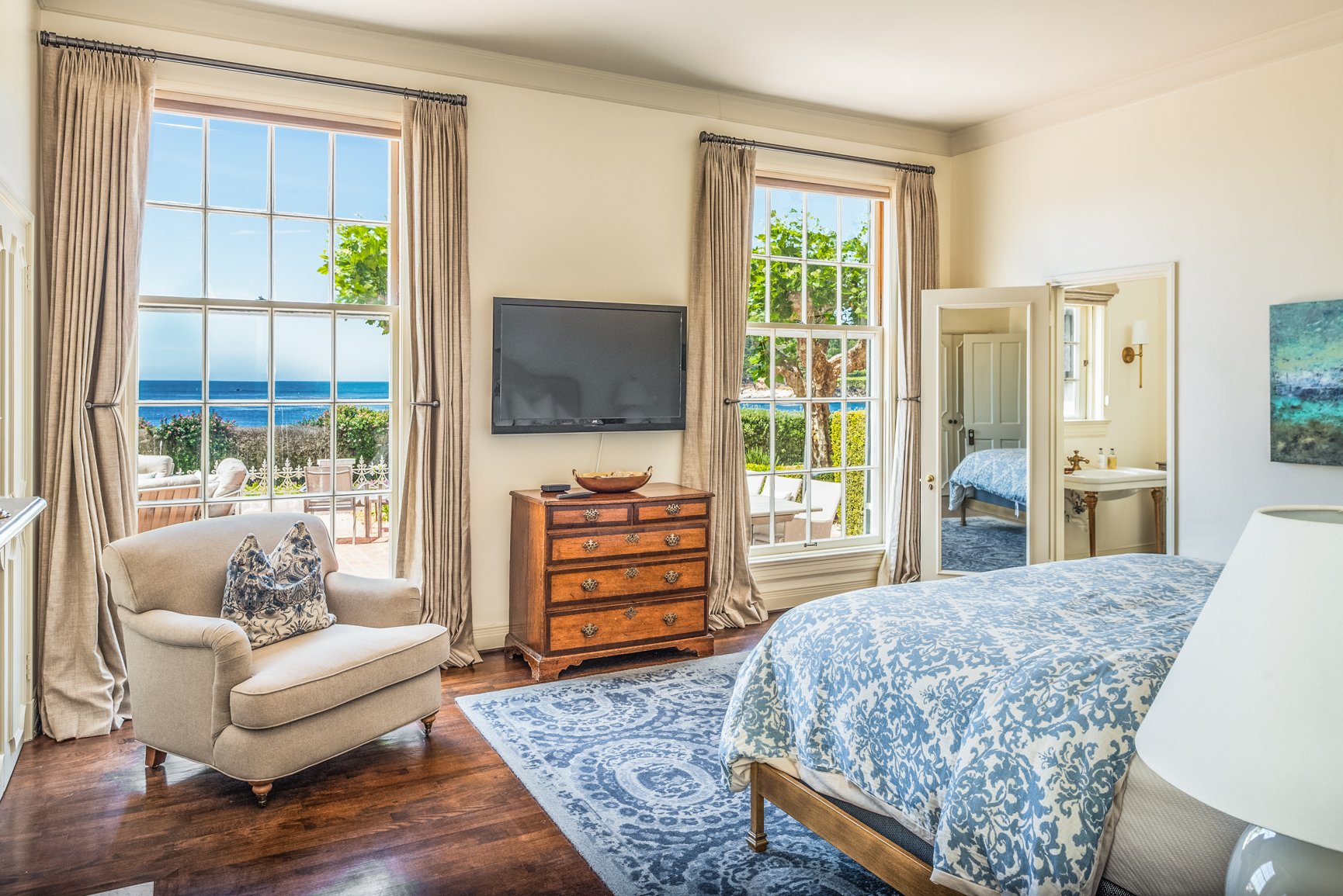 18 - Pebble Beach Luxury Rental